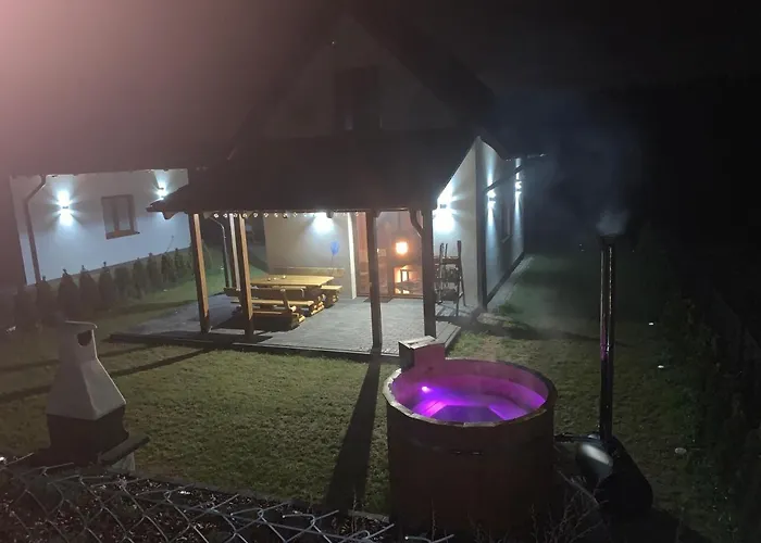 Kaszubska Osada Z Balia Tuchomie