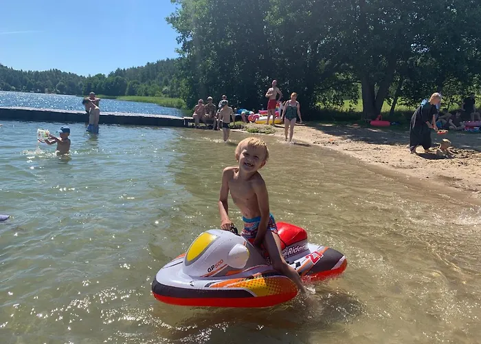 Semesterbostad Kaszubska Osada Z Balia Tuchomie