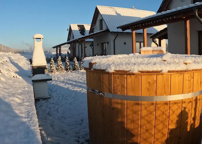 Kaszubska Osada Z Balia Tuchomie